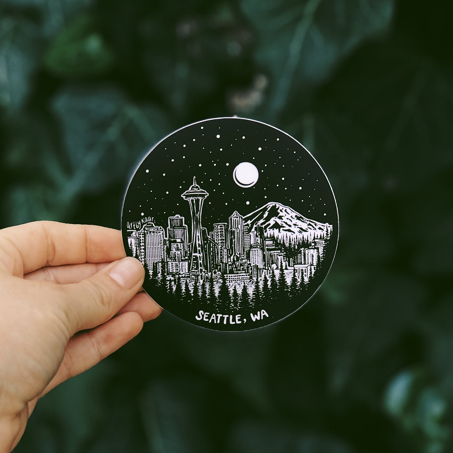 Seattle, Washington Skyline Circle Vinyl Sticker